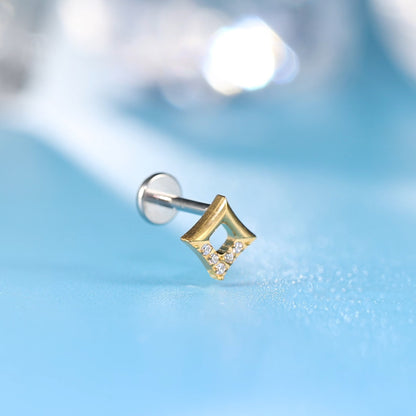 Limerencia F136 Titanio hipoalergénico 20 g 6 mm 8 mm arete de respaldo plano | Aretes G23 de grado implante a presión sin rosca con pasador para tragus, cartílago, hélix, concha, nariz, labret, joyería para perforación (cuadrado 1 unidad)