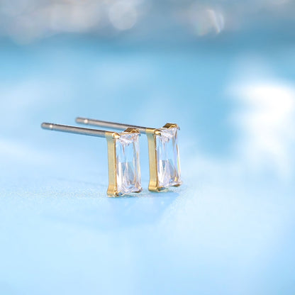 Pendientes hipoalergénicos Limerencia F136 de titanio puro de grado implante, pequeños y delicados pendientes de circonita cúbica G23 para orejas sensibles de mujer (rectángulo)