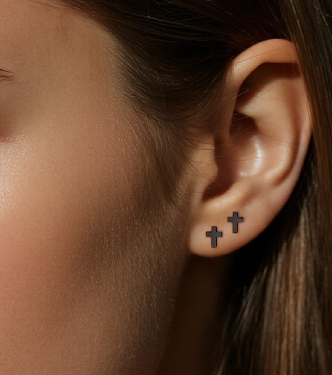 Pendientes de titanio Limerencia, pendientes hipoalergénicos para hombre y mujer con oídos sensibles, joyería minimalista, pendientes cruz planos para cartílago, diseño cruz