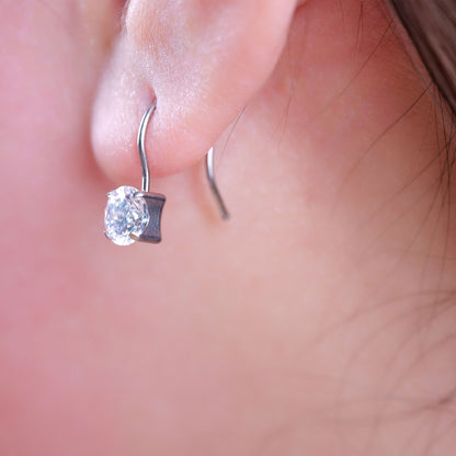 6mm round stud earrings for sensitive earlobes

safe earrings for women prone to contact dermatitis

nickel free F136 titanium earrings 1/4 inch