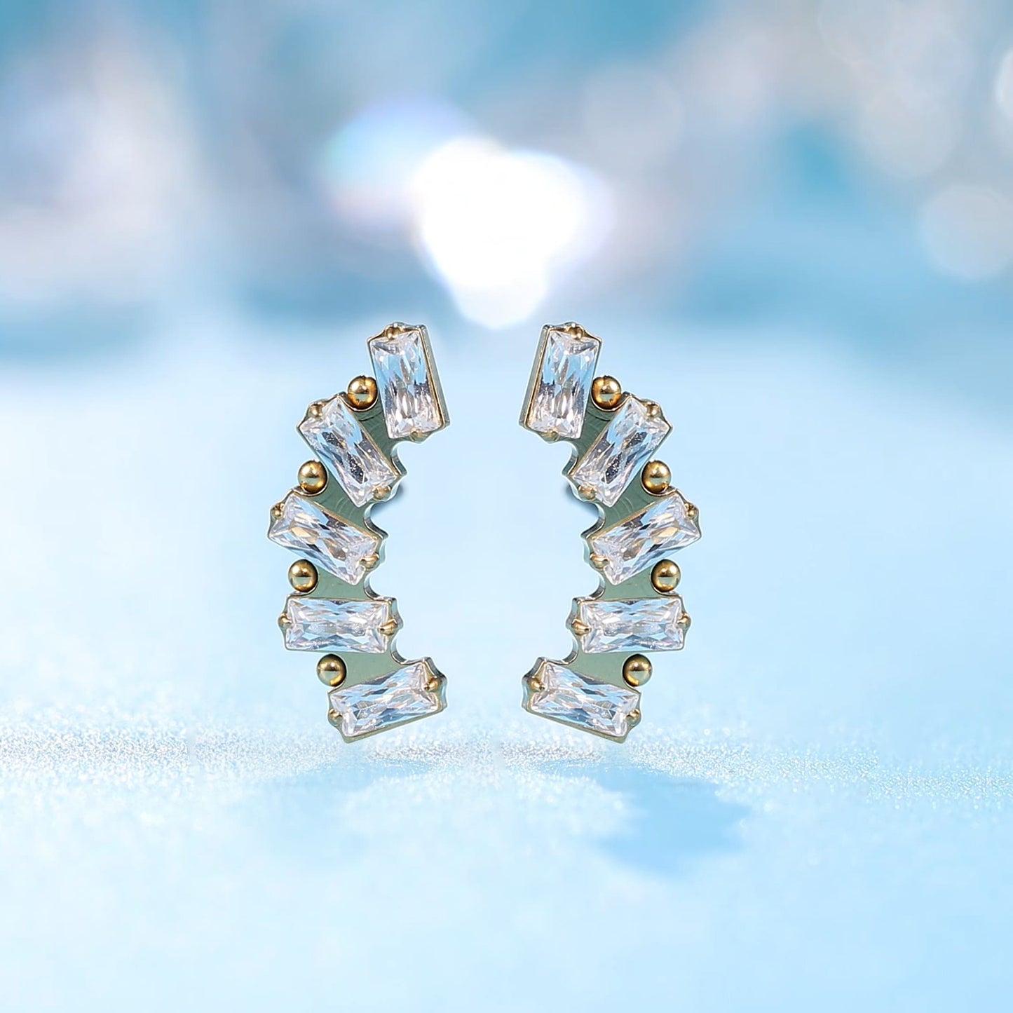 Orecchini per donna in titanio puro F136 Limerencia ipoallergenico grado impiantabile, piccoli eleganti orecchini con zirconi cubici G23 adatti per orecchie sensibili