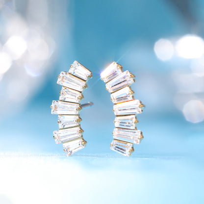 Pendientes Limerencia F136 de titanio puro hipoalergénico de grado implante, pequeños y delicados de circonita cúbica G23 para orejas sensibles de mujer (Climber Crawler)