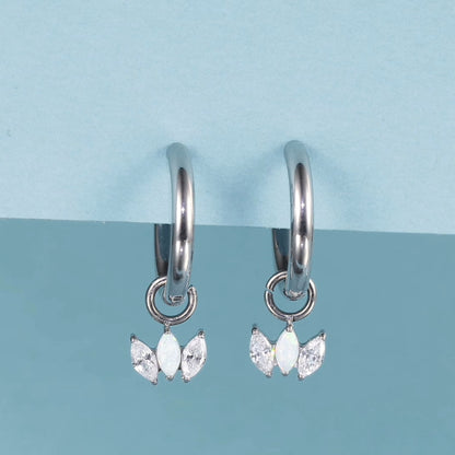 Limerencia Hypoallergene Ohrringe aus reinem Titan mit Stift und leichtem baumelndem Huggie-Design für Damen | Vertikaler Stab, Kreuz, Mond, Blitz | Zierliche Ohrringe (Zirkonia-Opal-Krone)