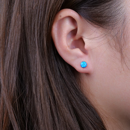Limerencia Ohrringe aus reinem Titan, hypoallergen | Opal-Ohrstecker | Minimalistisch, Implantatqualität | Für empfindliche Ohren, filigraner Schmuck