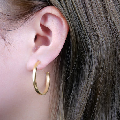 Limerencia Boucles d'oreilles anneau ouvert à tige épaisse et bord carré fin en titane pur G23 hypoallergénique, anneaux délicats pour femme en grade implantable F136, légers pour oreilles sensibles (30 mm, or rose)