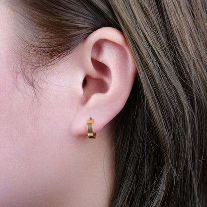 Limerencia Hypoallergene G23 Reiner Titanstift Dünne quadratische offene Creolen | F136 Implantat-Qualität Damen Zierliche Creolen | Leichtgewicht für empfindliche Ohren (8 mm, Gold)