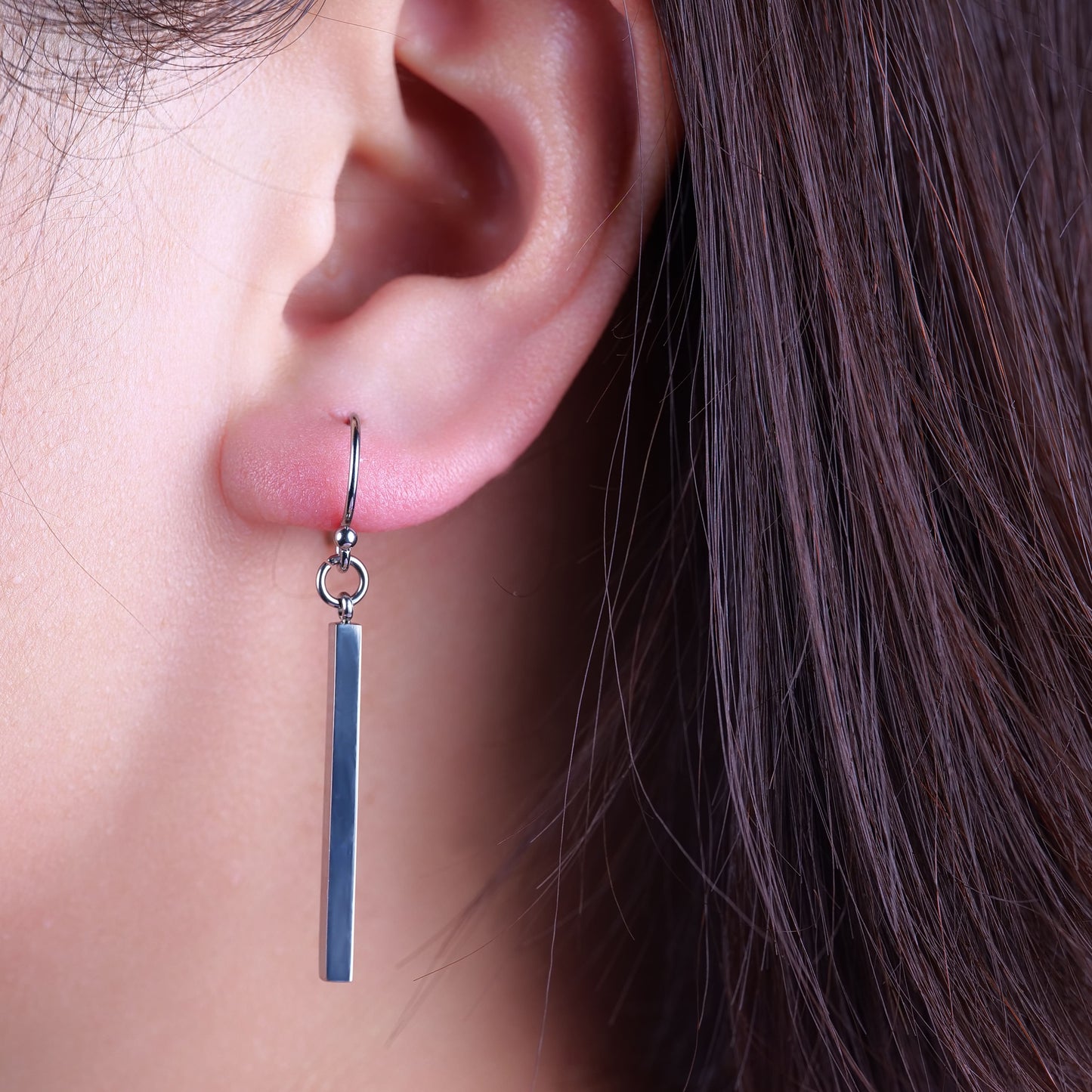 Orecchini pendenti a barra verticale in titanio puro Limerencia, orecchini leggeri ipoallergenici adatti a orecchie sensibili donna (30 mm, colore argento)