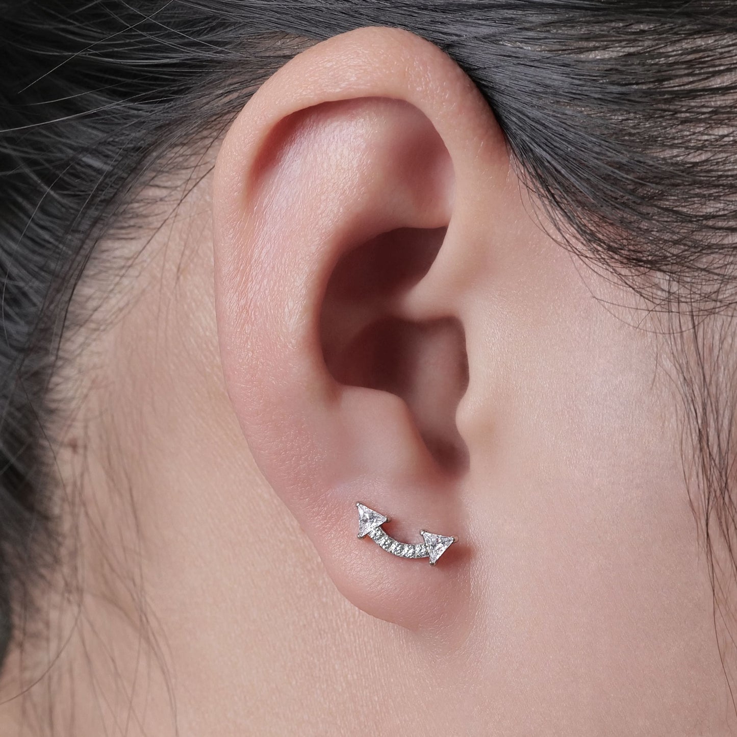 Limerencia Pendientes Hipoalergénicos de Titanio Grado Implante G23 con Cierre de Rosca para Tragus 20G Helix F136 Poste de Piercing para Orejas Sensibles Cartílago (Escalador Trepador)