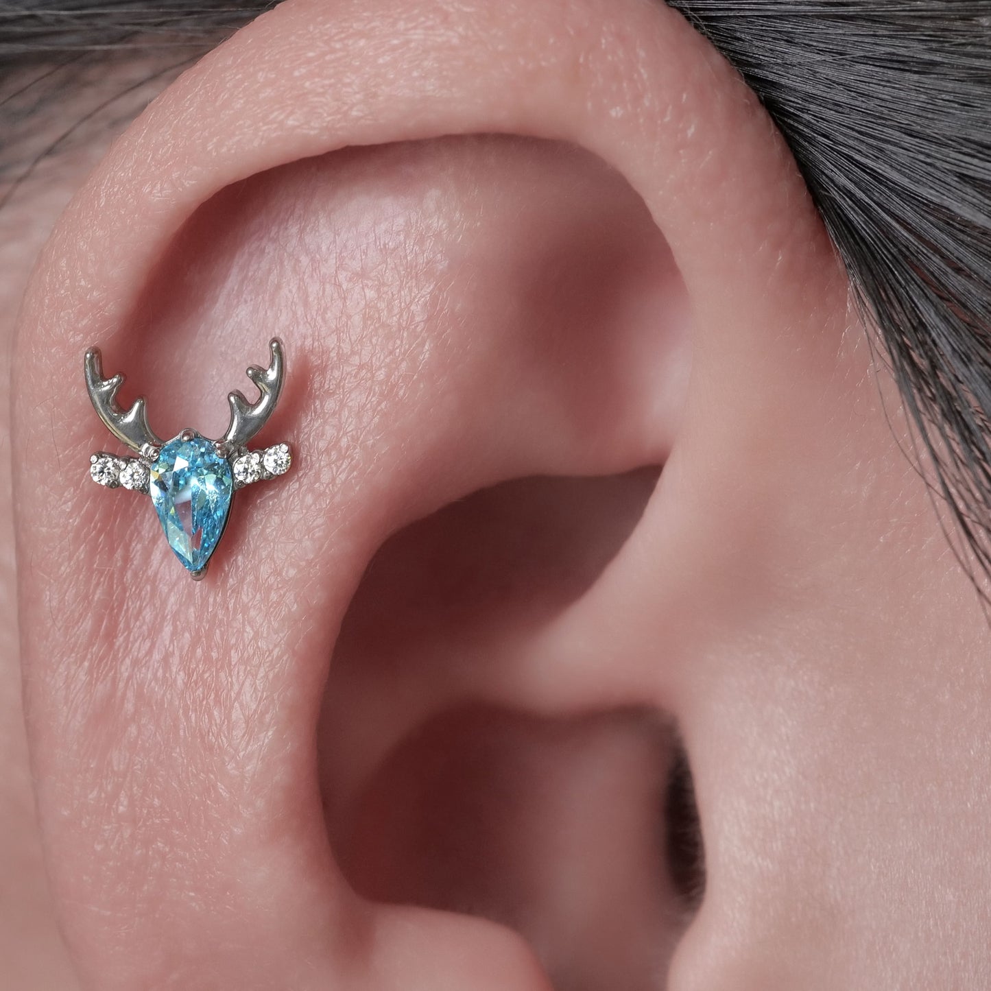Limerencia Hypoallergene G23 Implantatqualität Titan Schraubverschluss Ohrringe Tragus 20G Helix F136 Piercingstecker für empfindliche Ohren Knorpel (Hirsch)