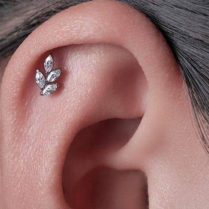 No loss flat back threaded titanium studs
Radiant CZ titanium piercing earrings