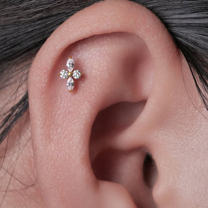 limerencia Joyería Hipoalergénica de Titanio Puro F136 para Perforaciones, Pendiente Stud de Rosca Interna con Parte Trasera Plana de 18g para Cartílago/Trago/Hélix/Concha/Nariz/Labio (flor 1 unidad)