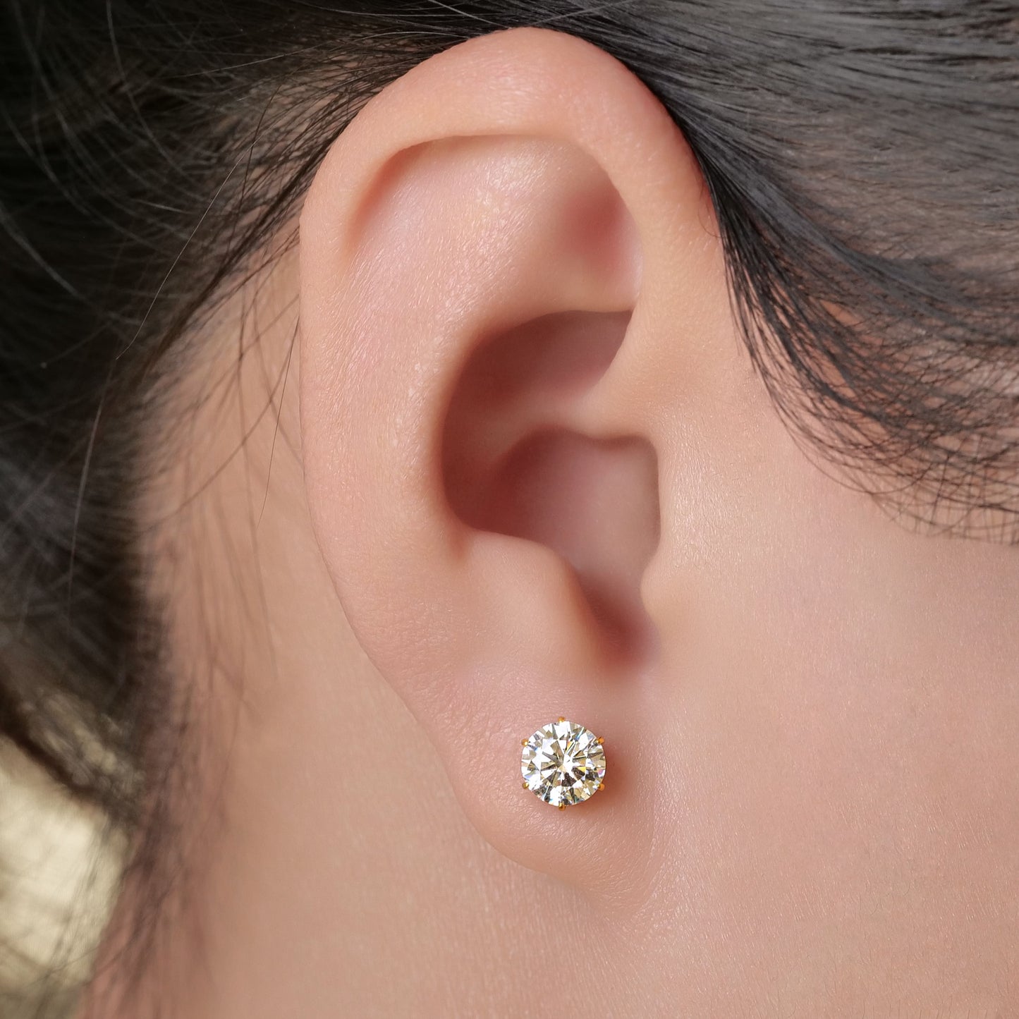 Pendientes de titanio Limerencia hipoalergénicos, tachas de grado implantado F136 con circón redondo, pendientes de seis garras para mujer y hombre con orejas sensibles