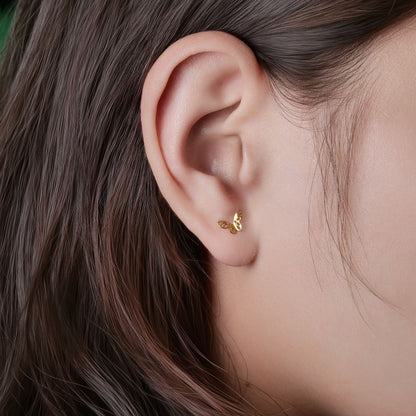 Limerencia 20G hypoallergene Flachboden-Einsteckstecker aus Titan, implantatgeeigneter gewindefreier Druck-Stecker für Conch, Nase, Helix und Tragus, unisex Piercingschmuck (1 Stück)/Schmetterling mit Durchbruchmuster