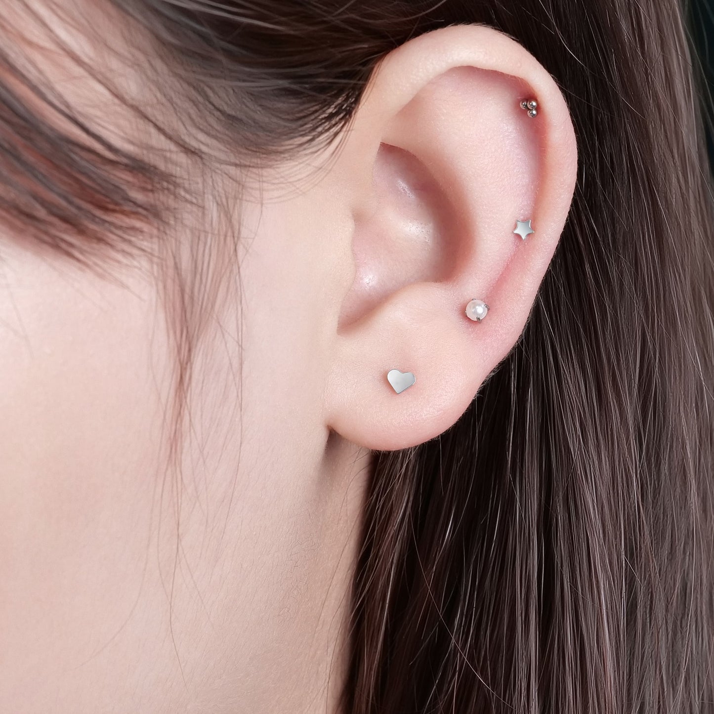 Limerencia 18G Reintitan-Körperschmuck, G23 hypoallergene Stecker mit Flachboden und Innengewinde, geeignet für Tragus, Helix, Knorpel, Conch, Medusa-, Lippen- und Labret-Piercing für Damen und Herren