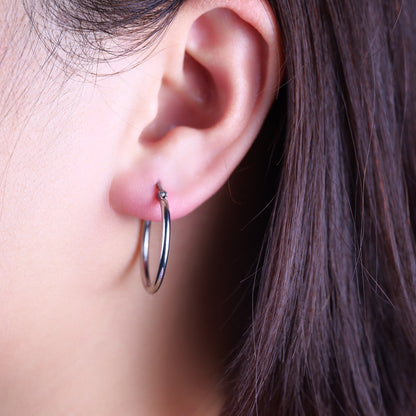 Sensitive ear unisex titanium hoop earrings
Anti-rust colorfast titanium hoop earrings