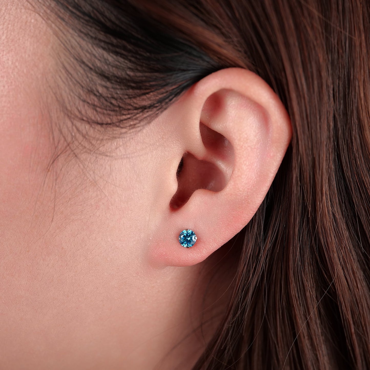 Limerencia Hypoallergenic G23 Titanium Earrings For Sensitive Ears, Simulated Diamonds (Blue)