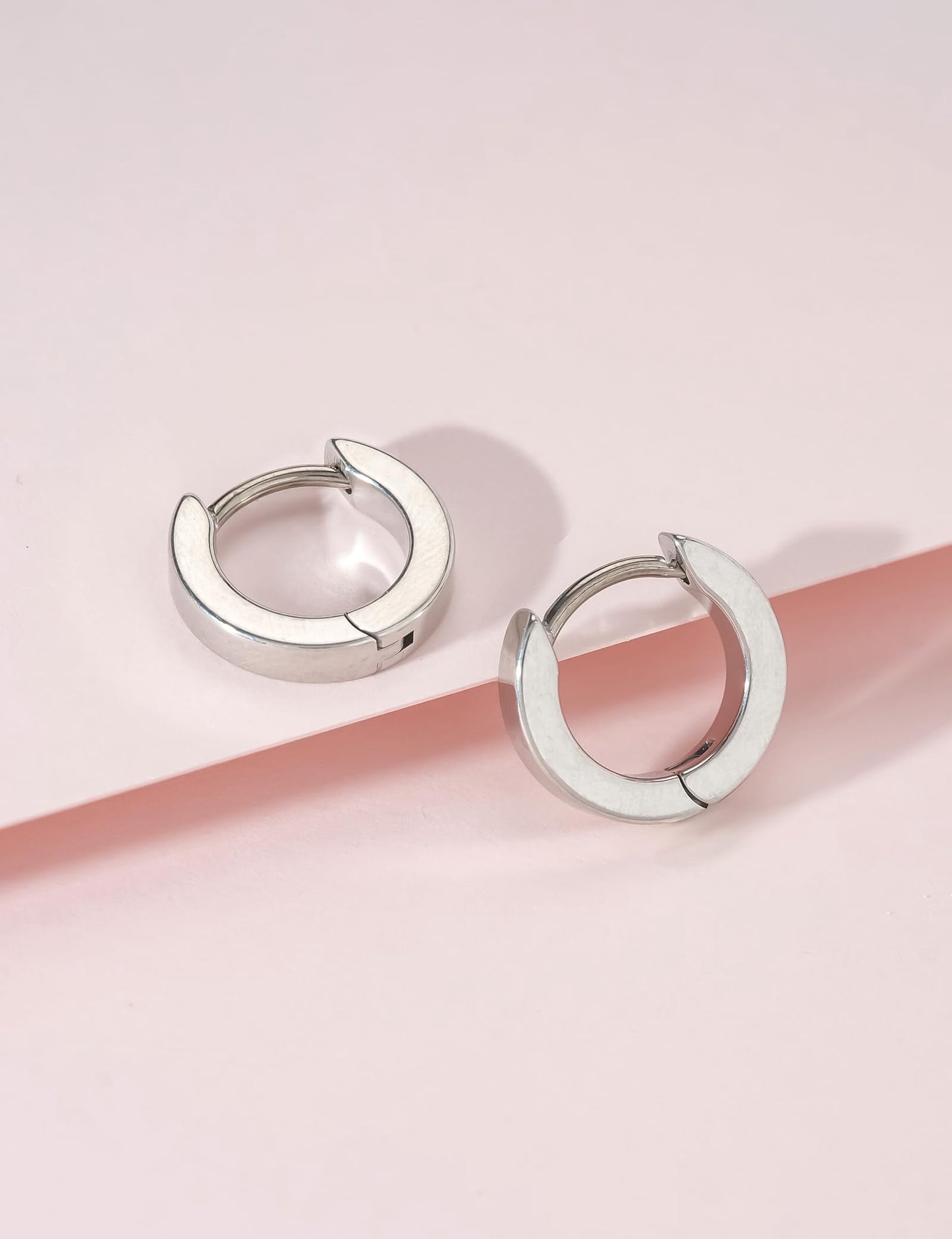 Small Hoop Earrings for Women Men Sensitive Ears - Hypoallergenic Hoops  Cartilage Huggie Earrings Helix Piercing Earring