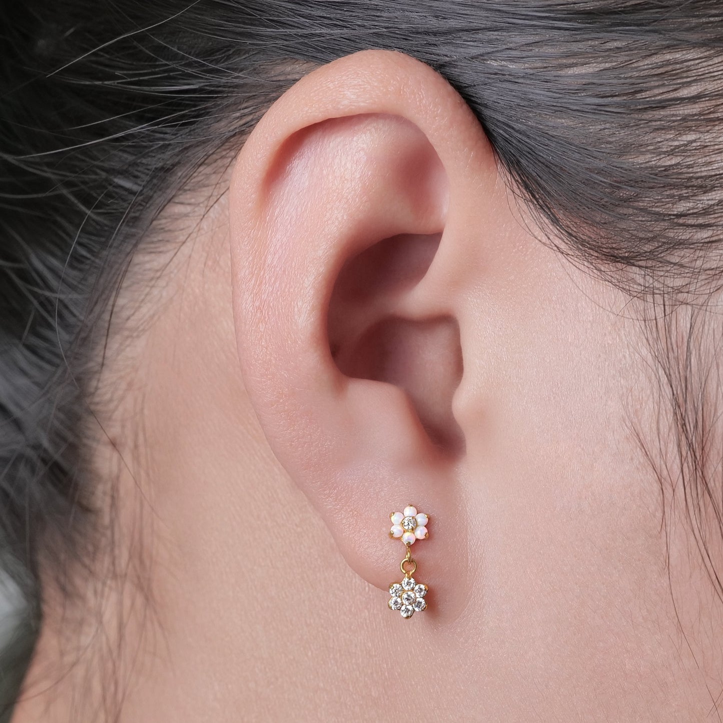 Limerencia F136 Titanium Hypoallergenic Piercing Jewelry 18G Flat Back Internally Threaded Implant Grade Climber Stud Crawler Earrings for Cartilage,Tragus,Helix,Conch,Nose,Lip Unisex