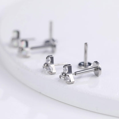 Limerencia G23 低アレルギー 18G フラットバックスタッドピアス
F136 インプラントグレードチタン ネジなしワンタッチ式
軟骨・ヘリックス・ラブレット・リップ・モンロー・トラガス ピアス - トリニティ CZ