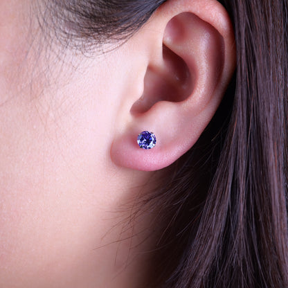 Hypoallergene G23 Titan Ohrringe, F136 Reintitan Implantatqualität, geeignet für empfindliche Ohren mit Geburtssteinkristallen CZ simulierte Diamanten (6mm, Lila)
