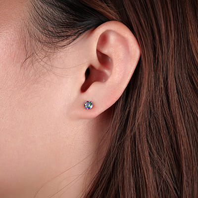 Orecchini a perno titanio G23 ipoallergenici Limerencia donna, zircone 5A chiusura a vite, piercing titanio medicale F136 per orecchie sensibili (quarzo arcobaleno)